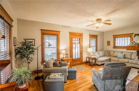 437 E Main St, Troy, OH 45373 photo 6