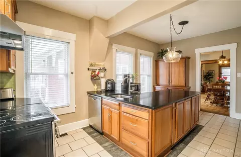 437 E Main St, Troy, OH 45373 photo 12