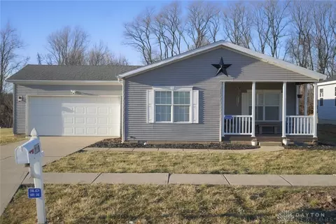 133 Southwind Blvd, Wilmington, OH 45177