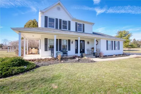 233 N Curry Rd, Wilmington, OH 45177