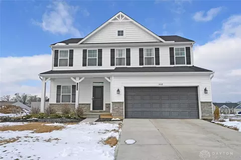 1408 Edinburg Ct, Carlisle, OH 45005