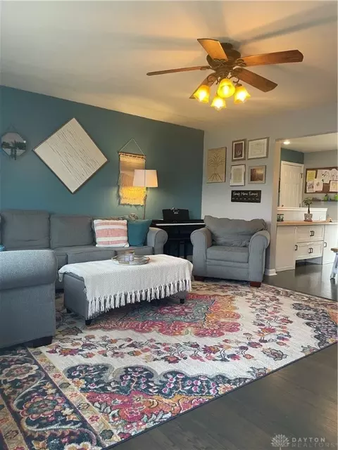 Living - 3038 Mirimar St, Dayton, OH 45409 photo 1 of 1