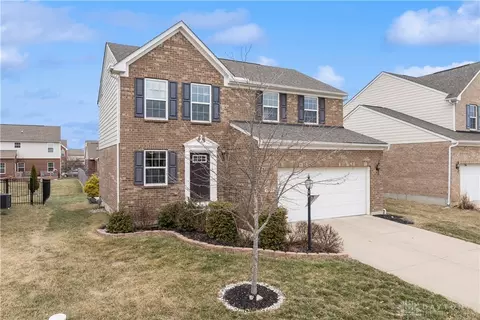 1612 Cedar Creek Dr, Dayton, OH 45458