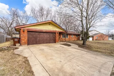 813 Rockhill Ave, Kettering, OH 45429 photo 2
