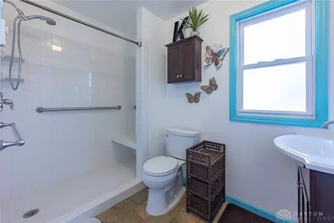 6056 Dayton Springfield Rd, Springfield, OH 45502 photo 17