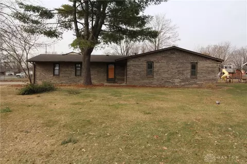 3983 Banyon Dr, Fairfield, OH 45014