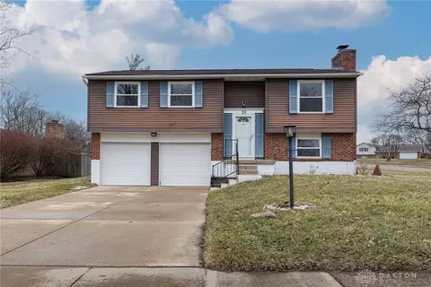 10 Twincreek Ct, Springboro, OH 45066