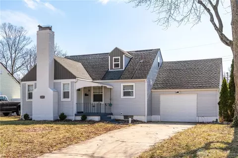 3236 Campus Dr, Dayton, OH 45406
