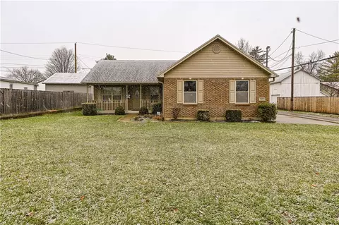 105 W Center St, Farmersville, OH 45325