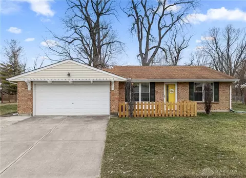 7948 Thistlewood Ct, Dayton, OH 45424