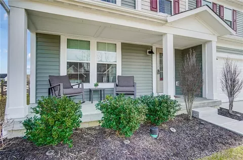 Exterior - 1365 Soaring Way, Maineville, OH 45039 photo 5 of 15