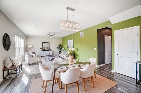 Dining - 1365 Soaring Way, Maineville, OH 45039 photo 2 of 2