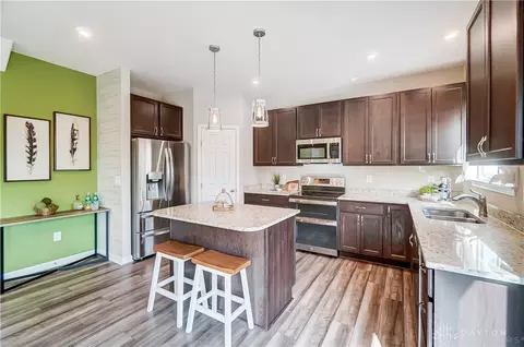 Kitchen - 1365 Soaring Way, Maineville, OH 45039 photo 2 of 6