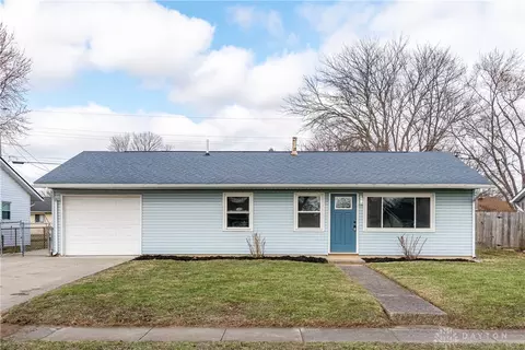 1688 Drake Dr, Xenia, OH 45385
