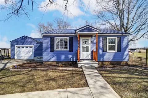 4995 Orbison Rd, Troy, OH 45373