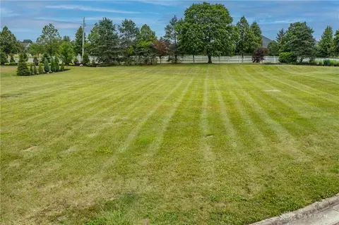 1382 Prestonwood Ct, Beavercreek Township, OH 45385