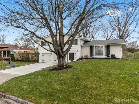 2500 Clarendon Dr, Kettering, OH 45440 photo 6
