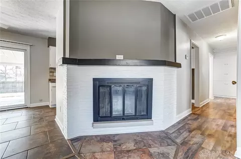 1008 Hollendale Dr, Kettering, OH 45429 photo 6