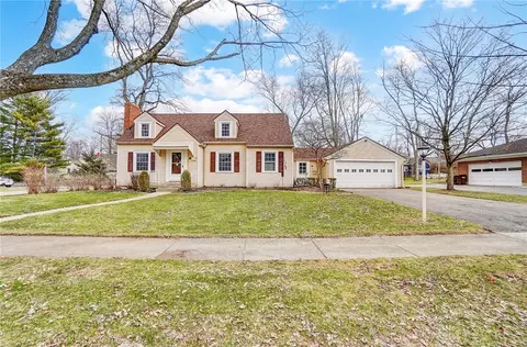 2700 Delmonte Ave, Kettering, OH 45419 photo 4