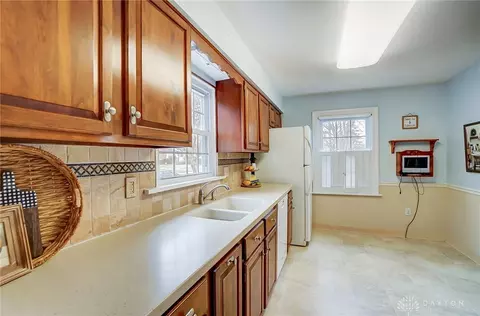 2700 Delmonte Ave, Kettering, OH 45419 photo 20