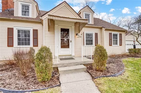 2700 Delmonte Ave, Kettering, OH 45419 photo 2