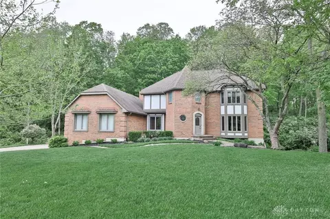 439 Claxton Glen Ct, Dayton, OH 45429