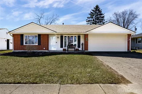 189 Rogers Dr, Germantown, OH 45327