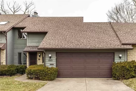 1315 Camp Hill Way, Dayton, OH 45449
