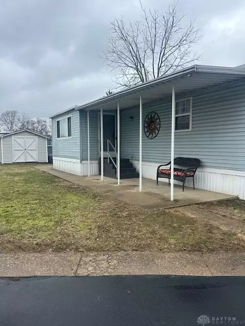 47 Airstream Dr, Dayton, OH 45449