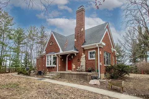 2227 Utica Rd, Lebanon, OH 45036