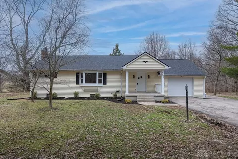 2460 Gibbs Rd, Goshen, OH 45122