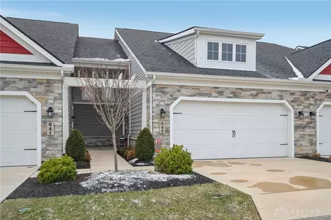 643 Angler Ct, Beavercreek, OH 45430