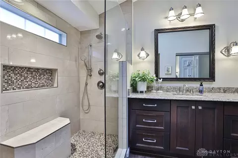 Bath - 6851 Cedar Cove Dr, Centerville, OH 45459 photo 2 of 4