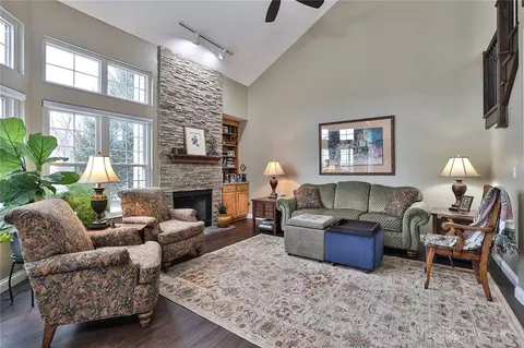 Living - 6851 Cedar Cove Dr, Centerville, OH 45459 photo 1 of 4