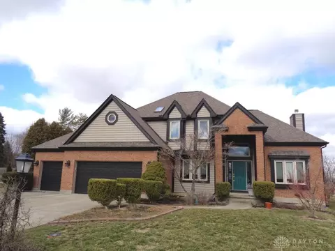 4240 Pennywood Dr, Beavercreek, OH 45430