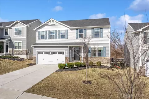 6694 Rivulet Dr, Middletown, OH 45042