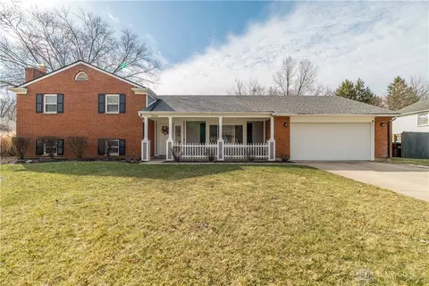 3608 Greenbay Dr, Dayton, OH 45415