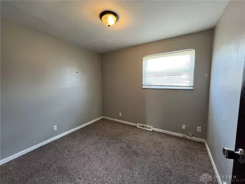 Bedroom - 1255 Wabash Ave, Cincinnati, OH 45215 photo 2 of 3