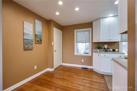 1713 Kruss Ave, Kettering, OH 45429 photo 9