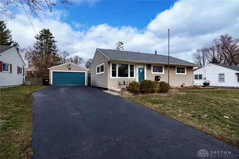 1713 Kruss Ave, Kettering, OH 45429 photo 2