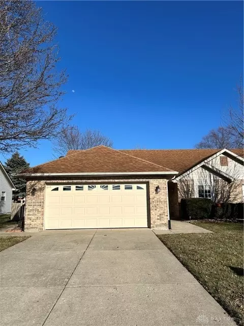 133 S Old Mill Rd, Englewood, OH 45322