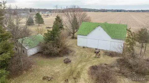 1672 W State Route 571, Tipp City, OH 45371