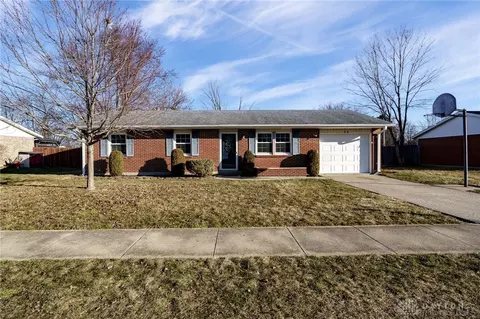 72 Hawthorne Dr, West Milton, OH 45383