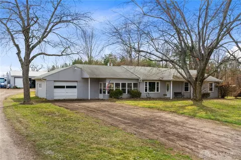 6384 Heffner Rd, Tipp City, OH 45371