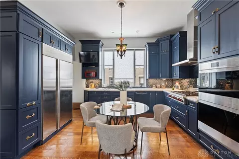 Kitchen - 949 Lenox Pl, Cincinnati, OH 45229 photo 4 of 4