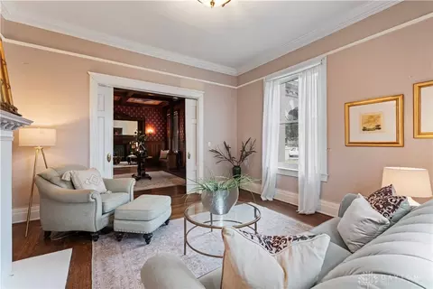 Living - 949 Lenox Pl, Cincinnati, OH 45229 photo 1 of 7