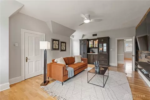 Other - 949 Lenox Pl, Cincinnati, OH 45229 photo 4 of 5