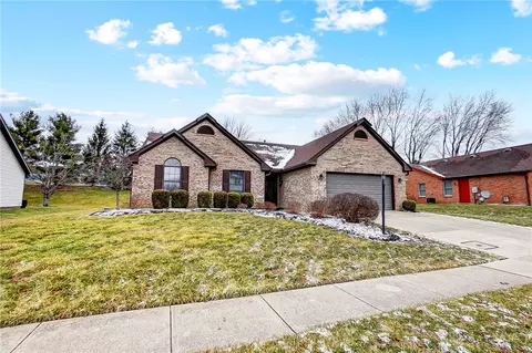 1881 Baldwin Dr, Centerville, OH 45459