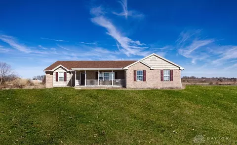 7302 Ringwood Rd, Oxford, OH 45056