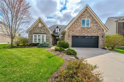 445 Clearsprings Dr, Springboro, OH 45066